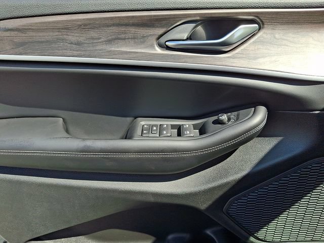 New 2027 Jeep Grand Cherokee Altitude AWD/4WD image 8
