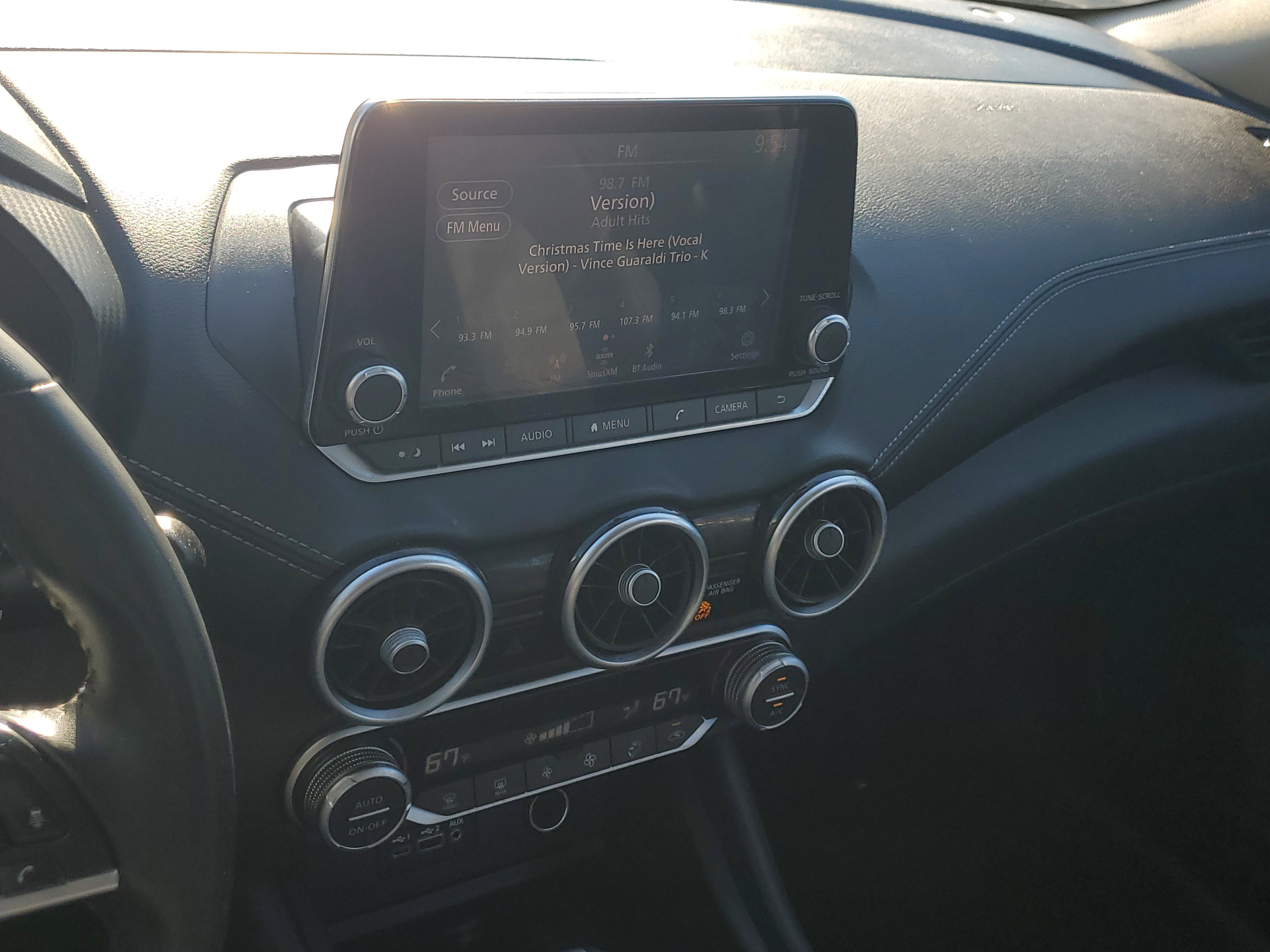 Used 2021 Nissan Sentra SV image 25