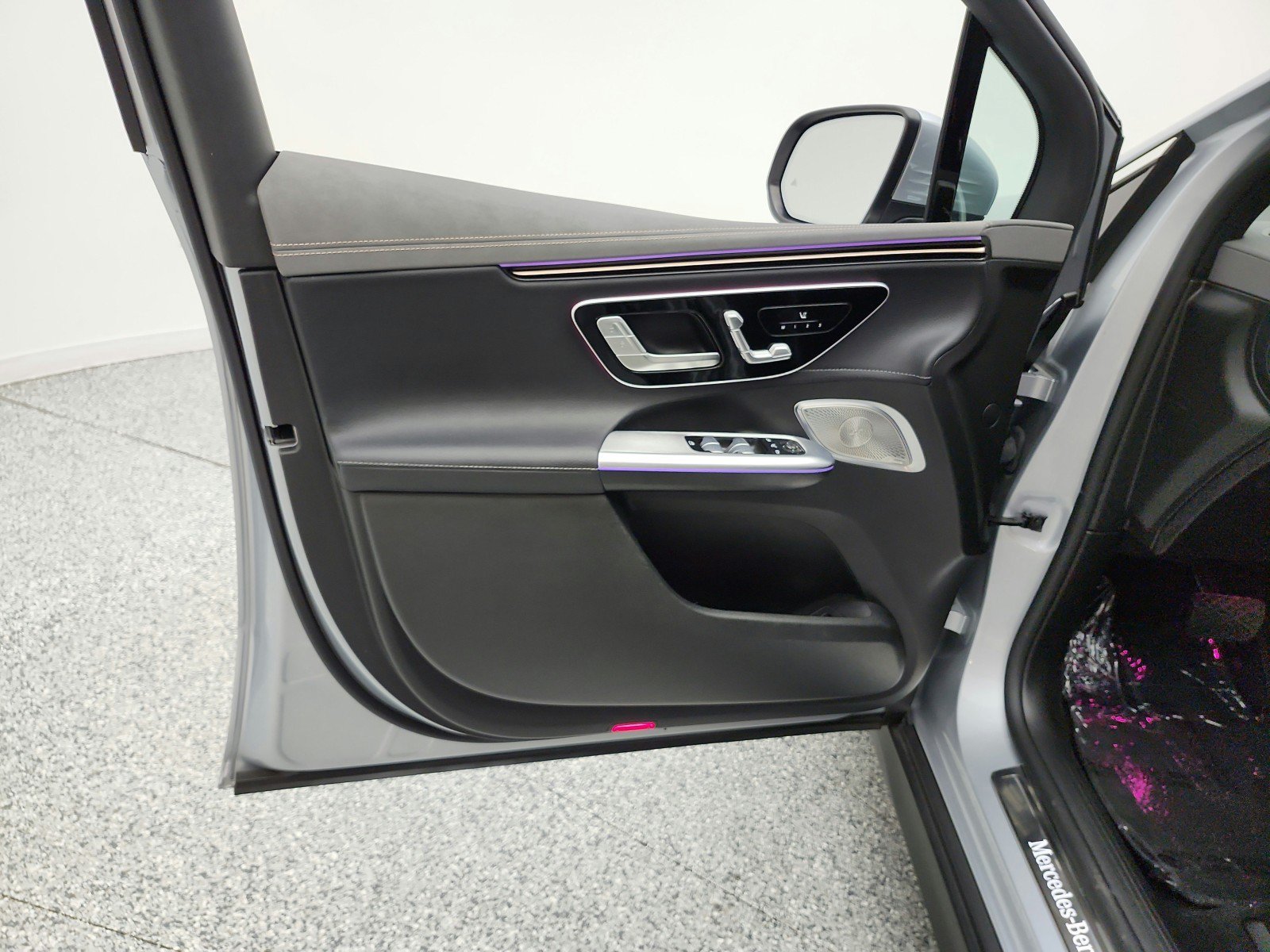 Certified 2023 Mercedes-Benz EQE 350+ SUV image 15