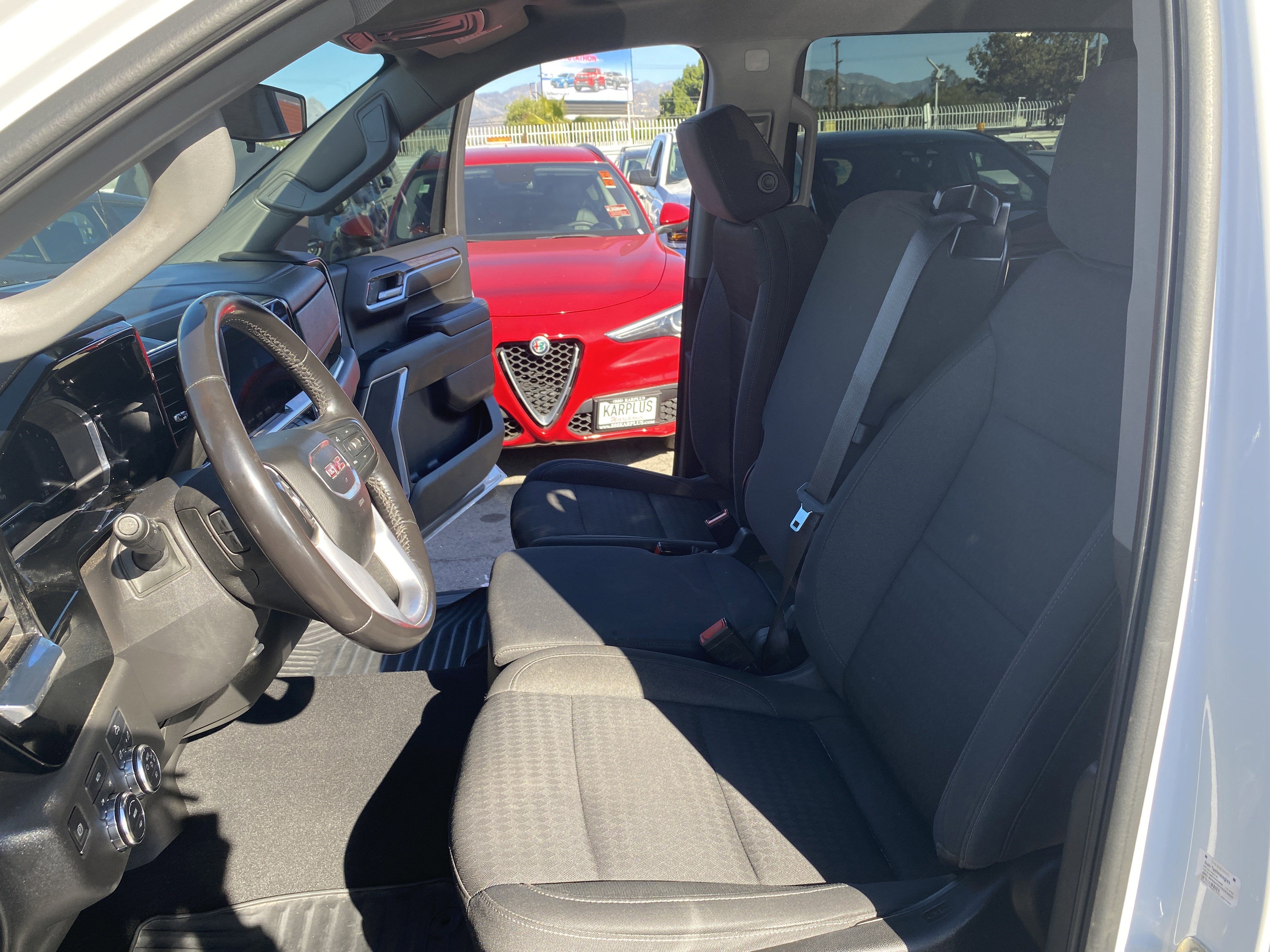 Used 2022 GMC Sierra 1500 Elevation image 13