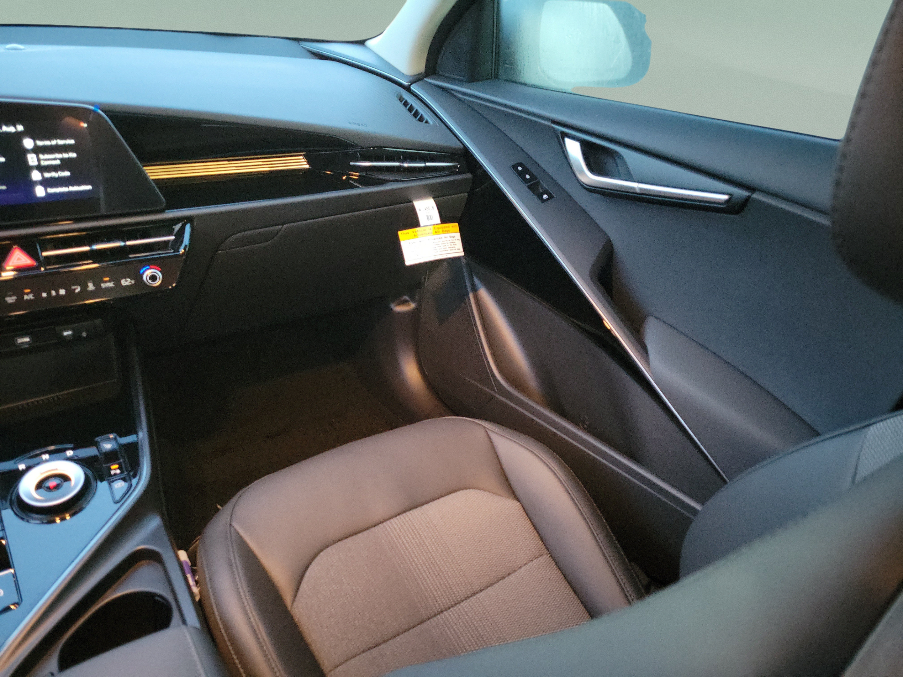 New 2026 Kia Niro Wind FWD image 13