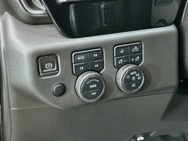 Used 2023 Chevrolet Silverado 1500 High Country AWD/4WD image 11