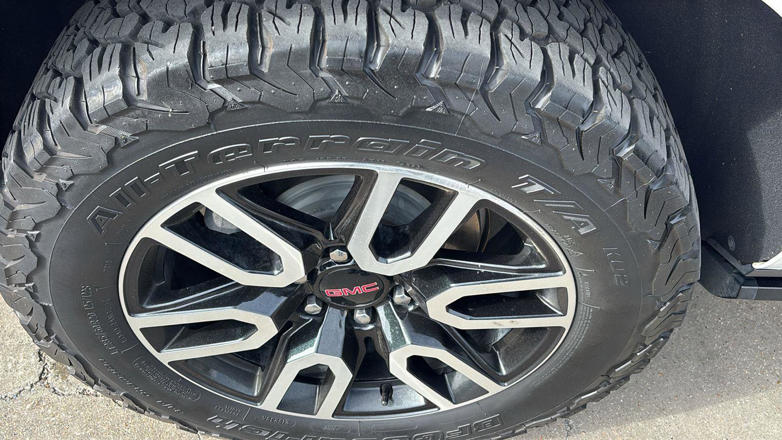 Certified 2023 GMC Yukon Denali Ultimate image 10