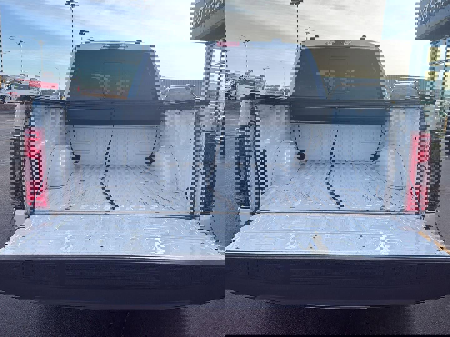 Used 2023 Ford F150 XLT w/ Equipment Group 302A High image 4