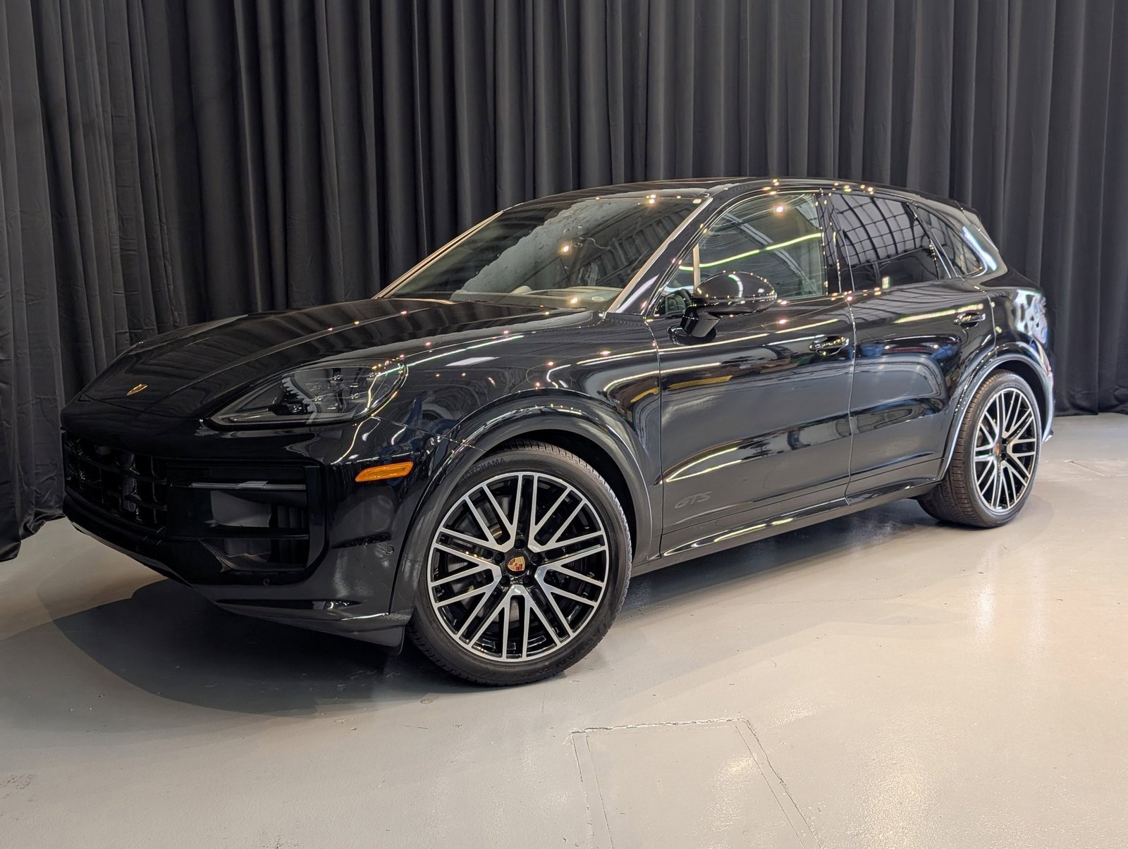 New 2025 Porsche Cayenne GTS