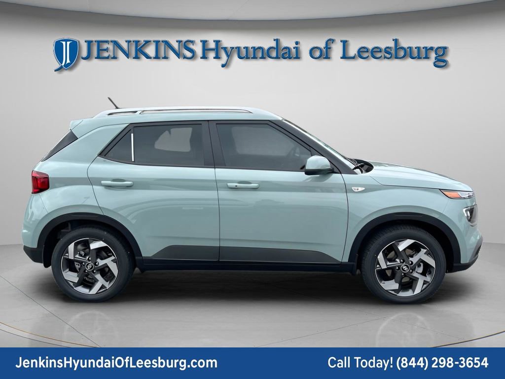 New 2026 Hyundai Venue SEL image 3