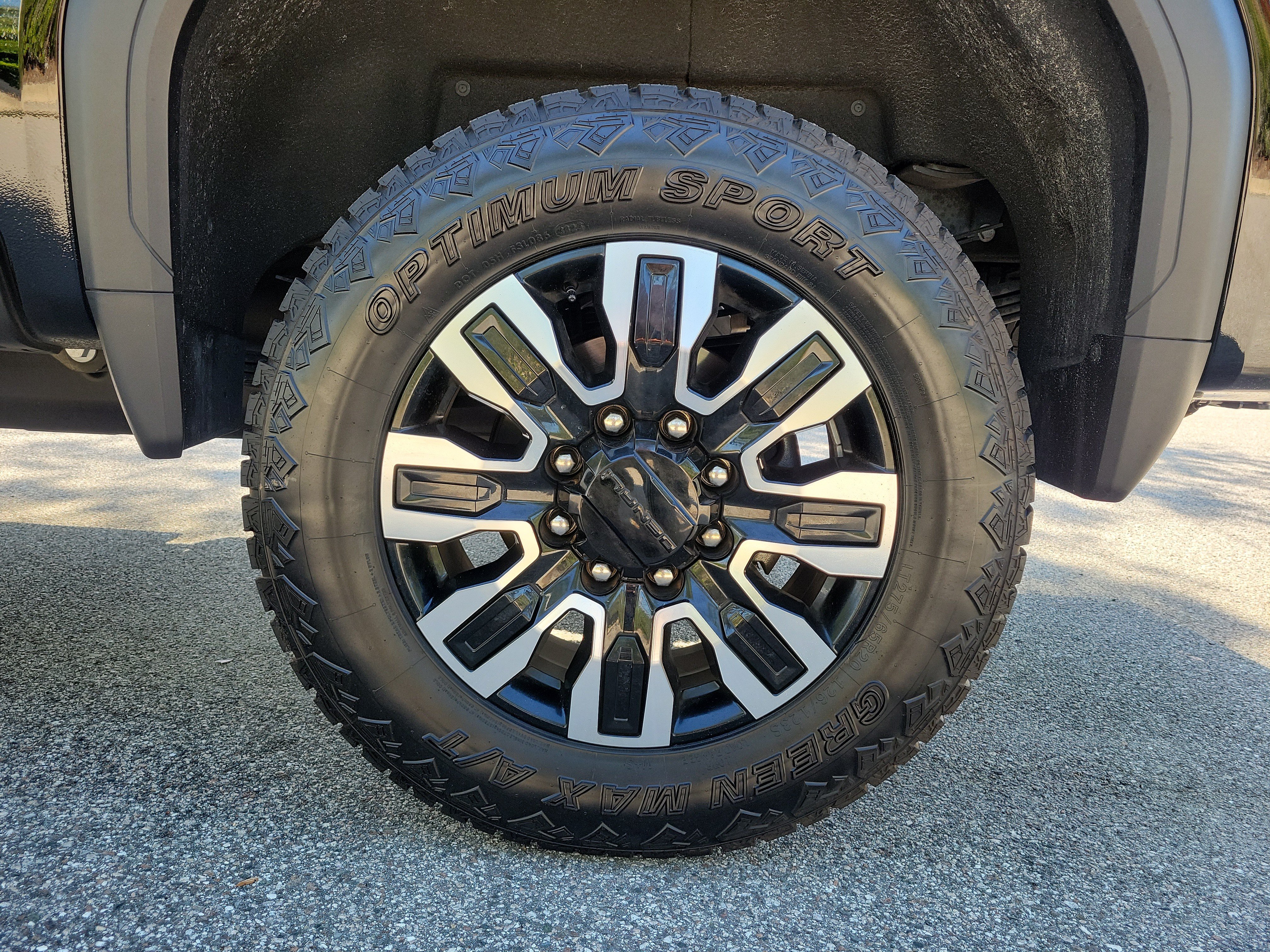Used 2024 GMC Sierra 2500 Denali Ultimate w/ Max Trailering Package AWD/4WD image 10