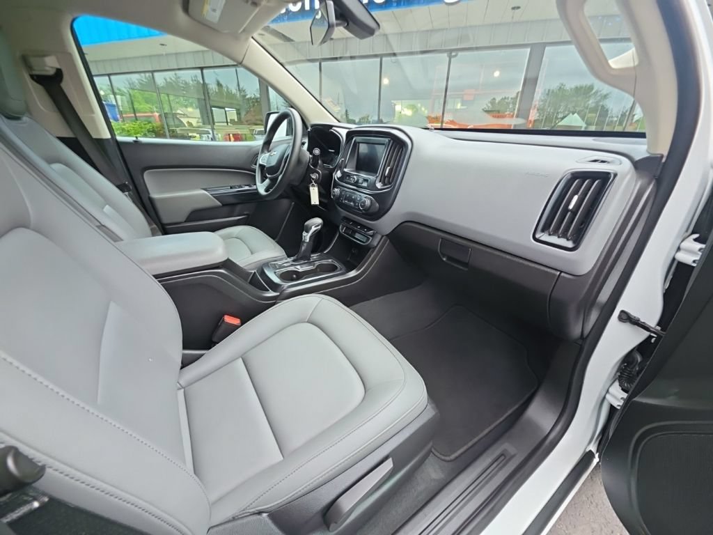 Used 2022 Chevrolet Colorado W/T w/ WT Convenience Package AWD/4WD image 20
