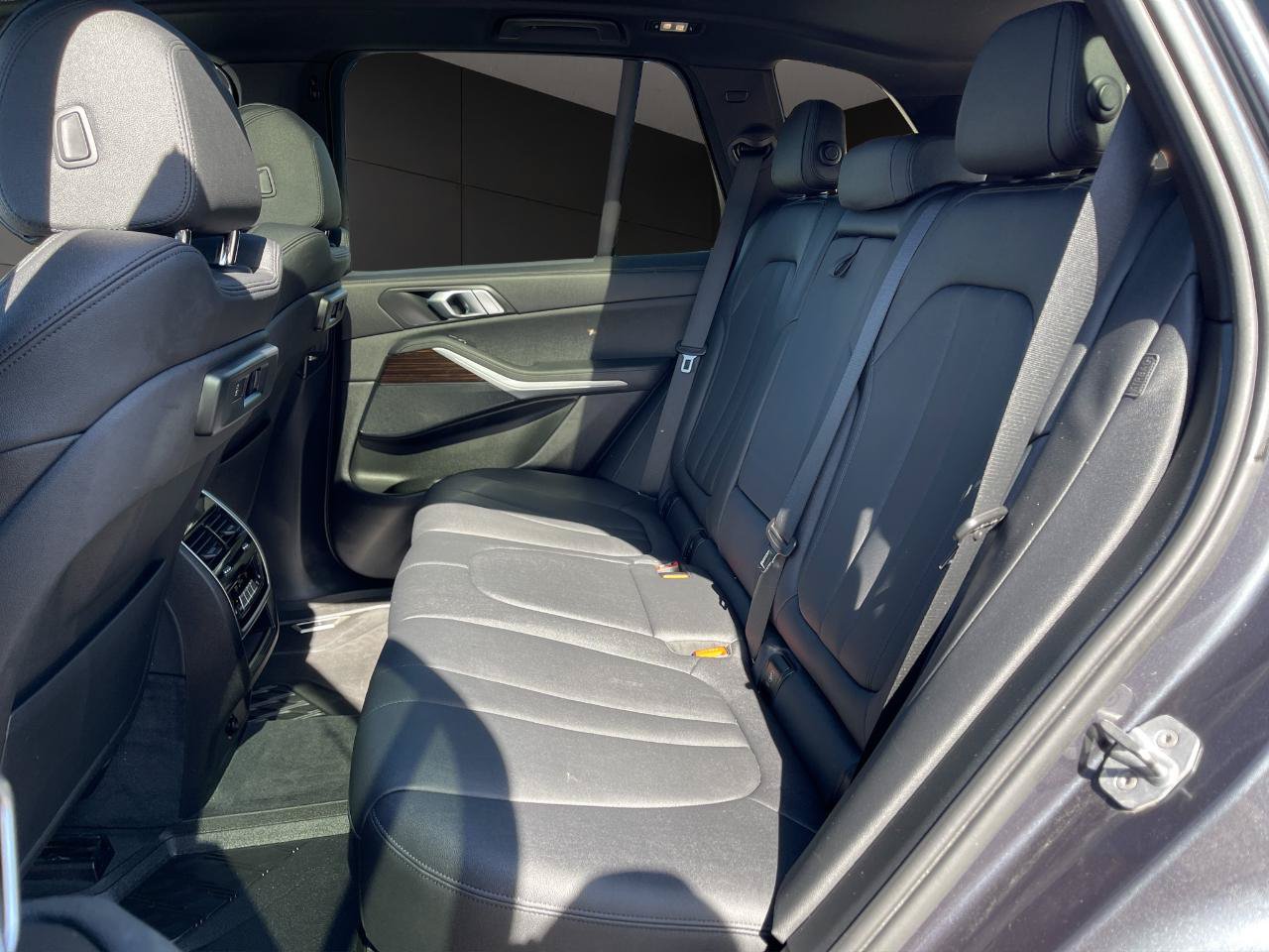 Used 2020 BMW X5 xDrive40i w/ Convenience Package AWD/4WD image 13
