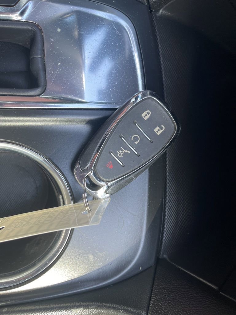 Used 2023 Chevrolet Equinox LS w/ LS Convenience Package FWD image 22