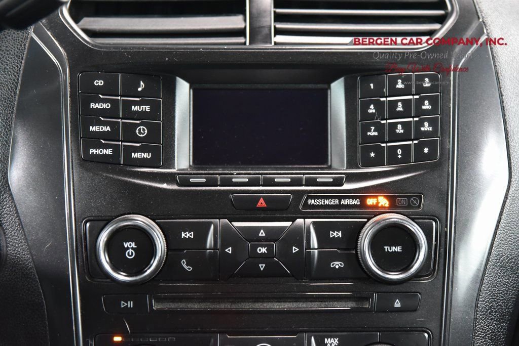 Used 2016 Ford Explorer 4WD Police Interceptor image 21