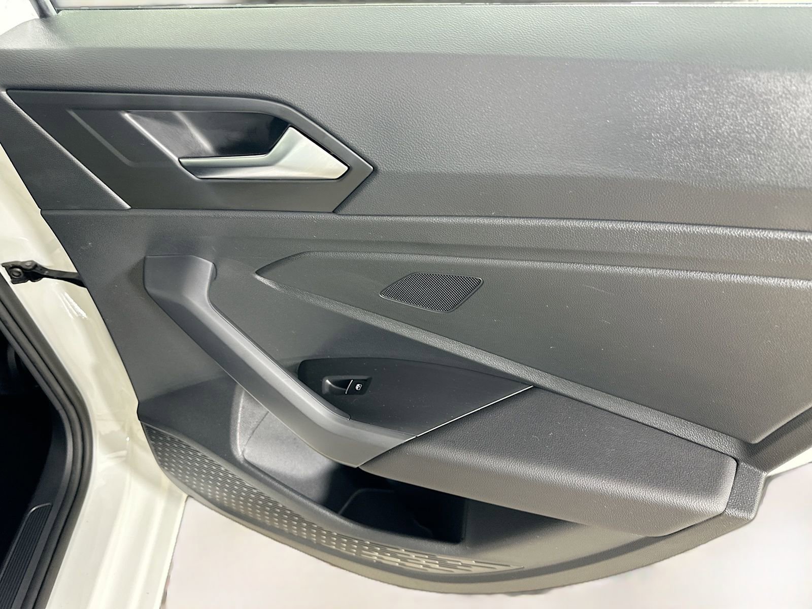 Used 2024 Volkswagen Jetta Sport FWD image 37