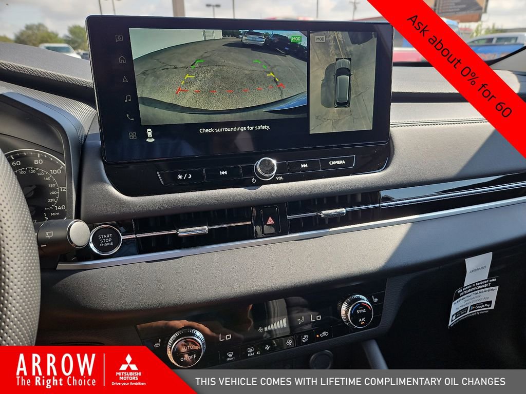 New 2025 Mitsubishi Outlander SE image 24