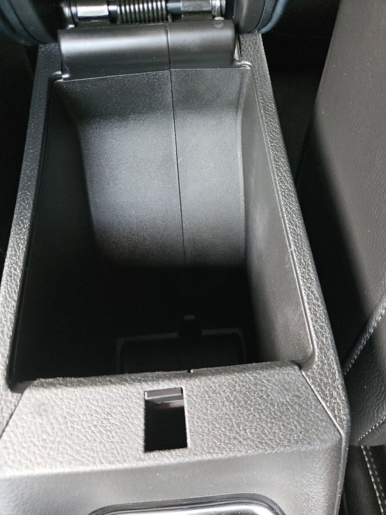 Used 2025 Jeep Compass Limited AWD/4WD image 29