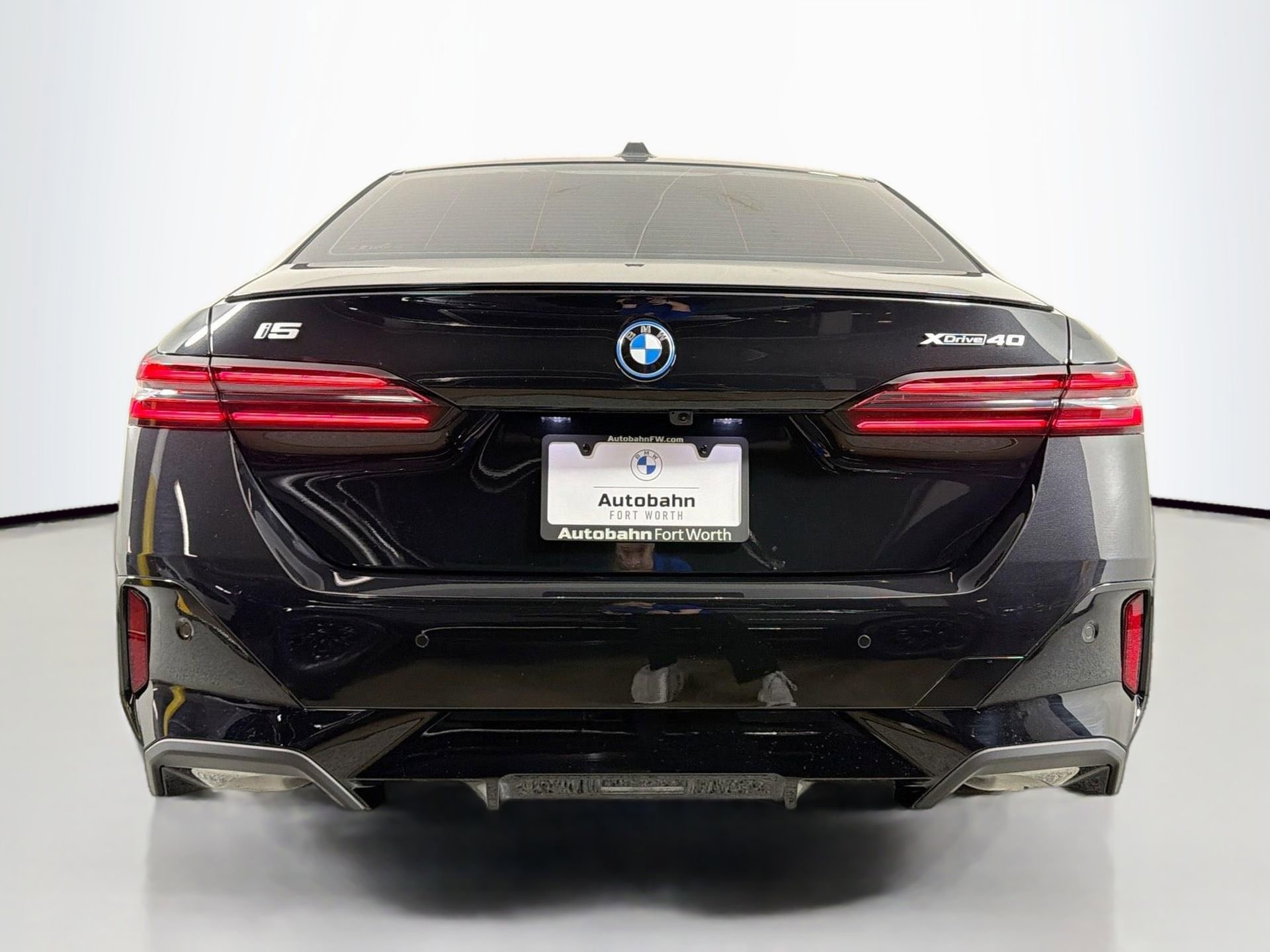 New 2026 BMW i5 eDrive40 w/ M Sport Package image 5