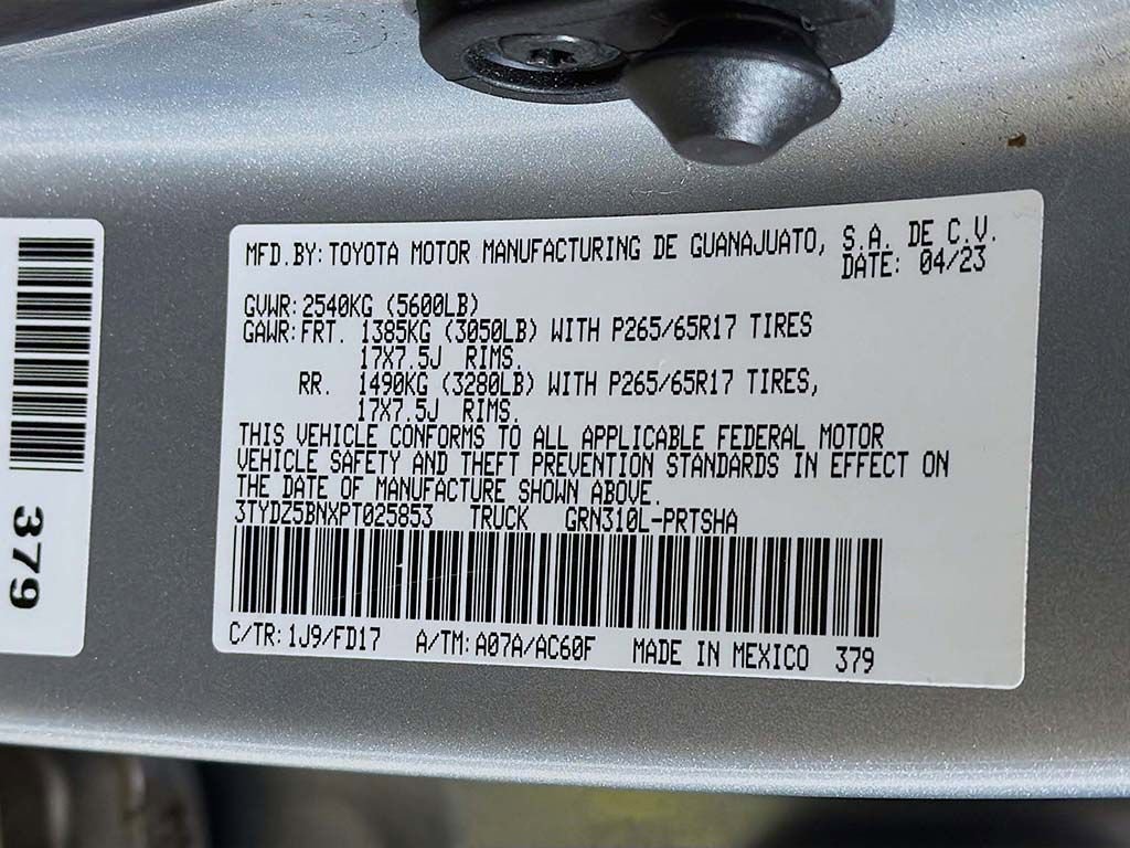 Used 2023 Toyota Tacoma TRD Sport image 35