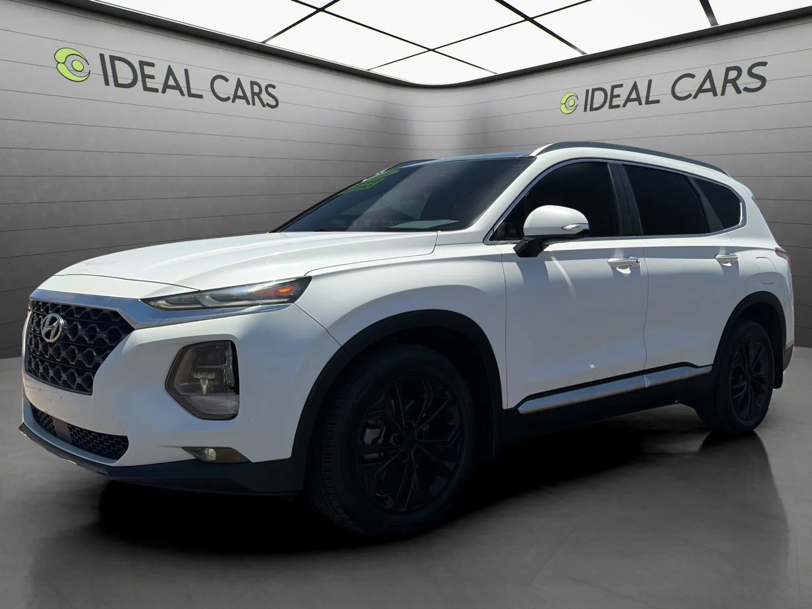 Used 2019 Hyundai Santa Fe Limited FWD image 1