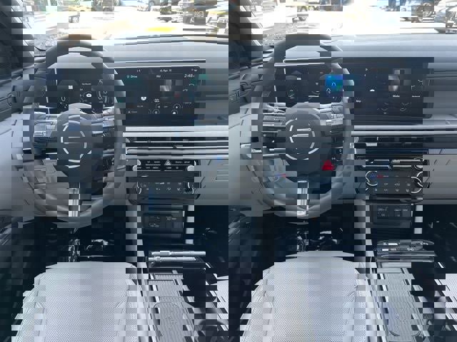 Used 2026 Hyundai Tucson Limited image 17