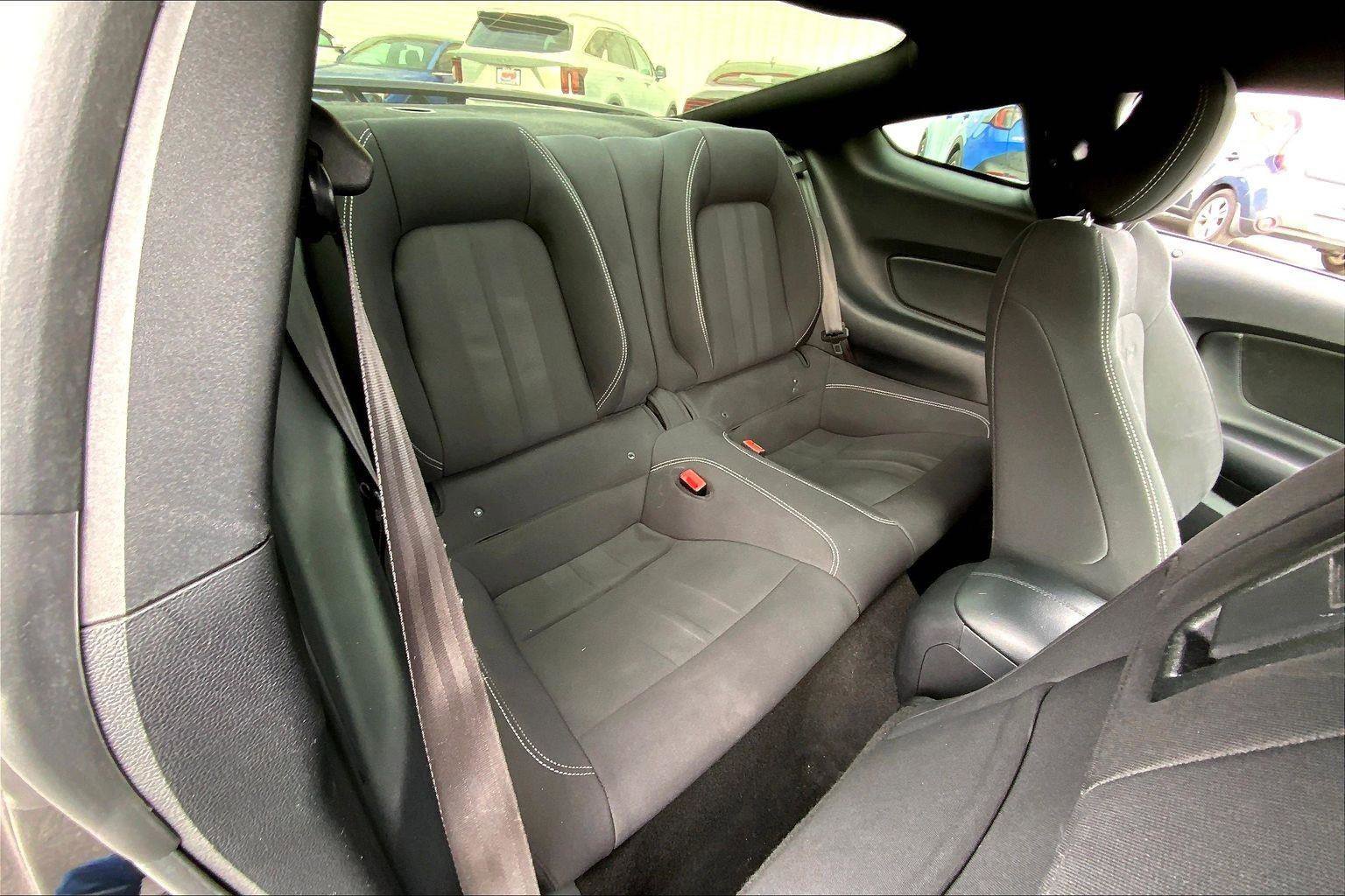 Used 2019 Ford Mustang Coupe w/ Ecoboost Performance Package image 20