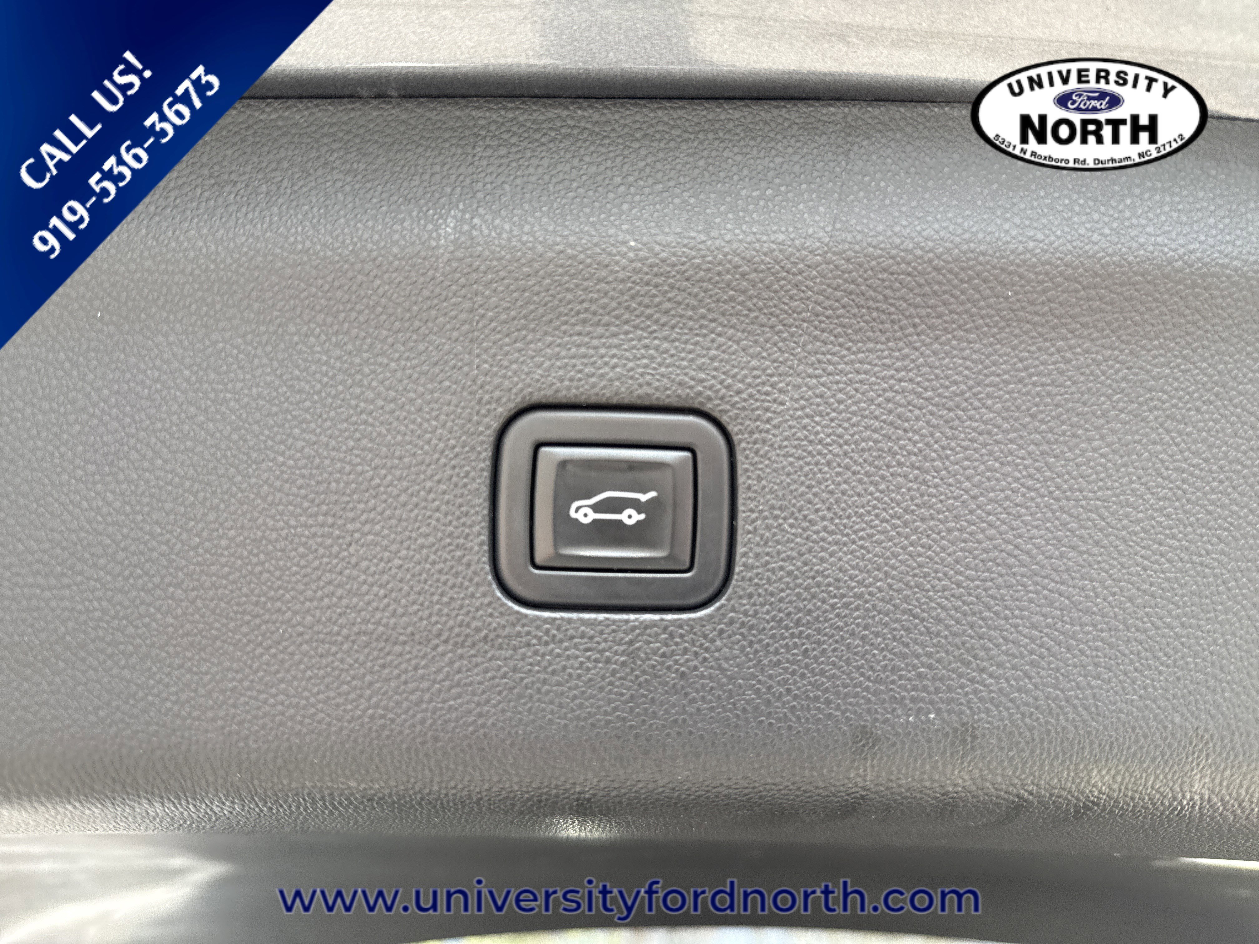 Used 2021 Buick Enclave Essence w/ Sound and Sites Package image 47