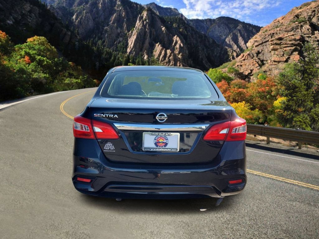 Used 2019 Nissan Sentra S FWD image 4