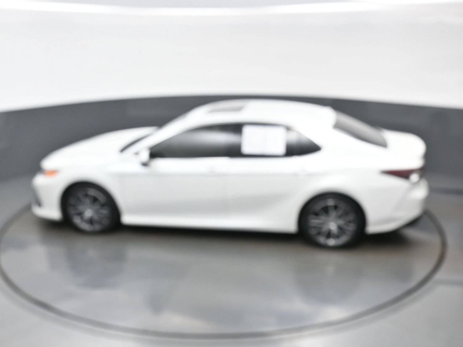 Used 2024 Toyota Camry XLE FWD image 40