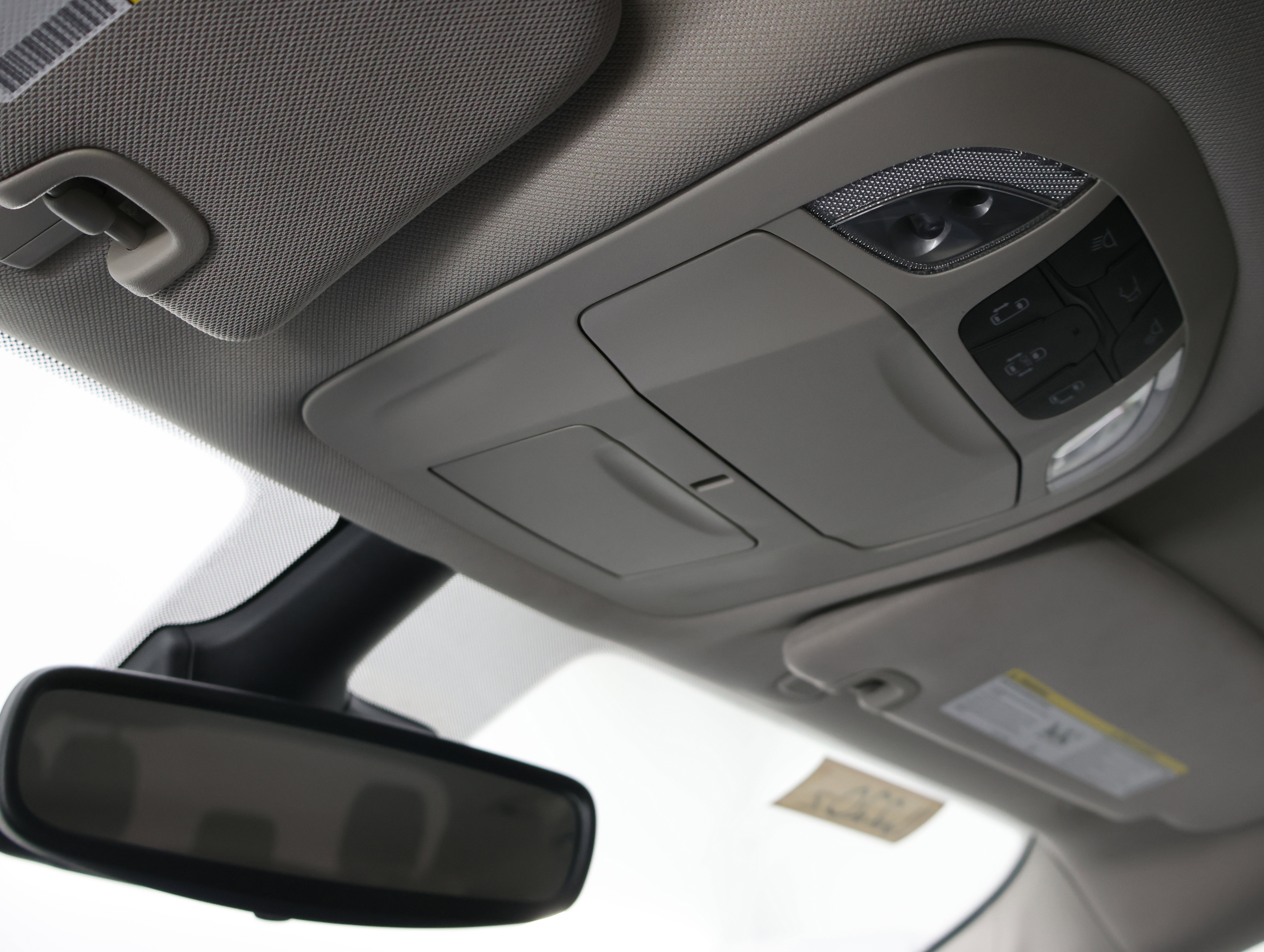 Used 2024 Chrysler Pacifica Touring-L image 12