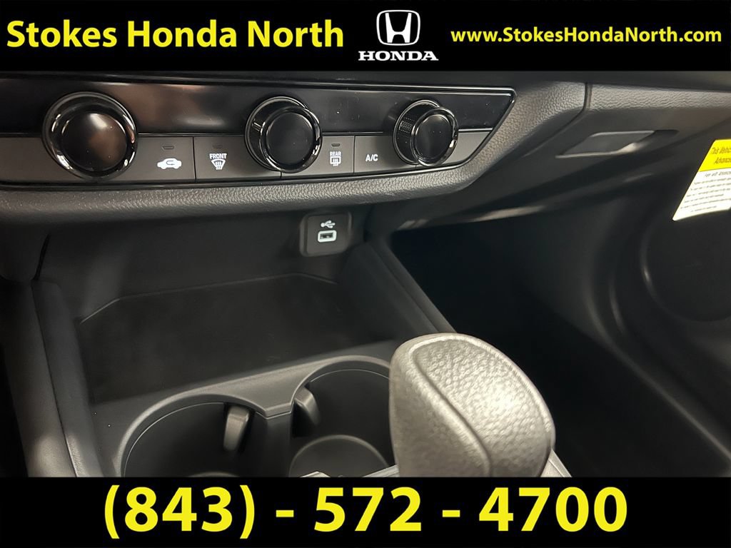 New 2025 Honda HR-V LX image 24