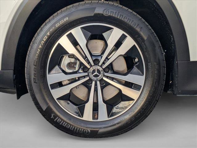 Certified 2025 Mercedes-Benz GLB 250 image 24