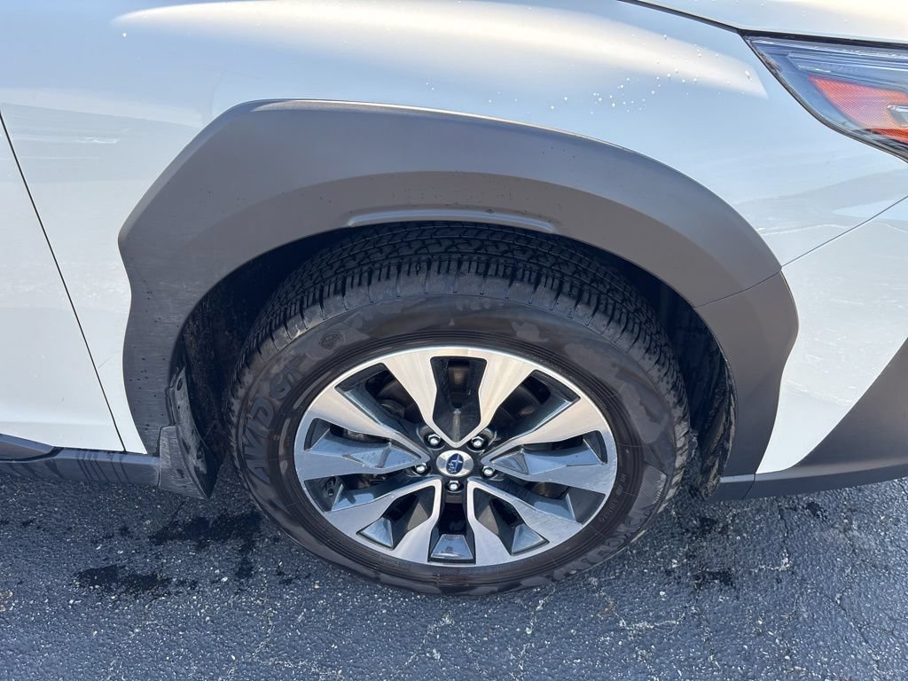 Certified 2025 Subaru Outback Touring w/ Popular Package #2 AWD/4WD image 7