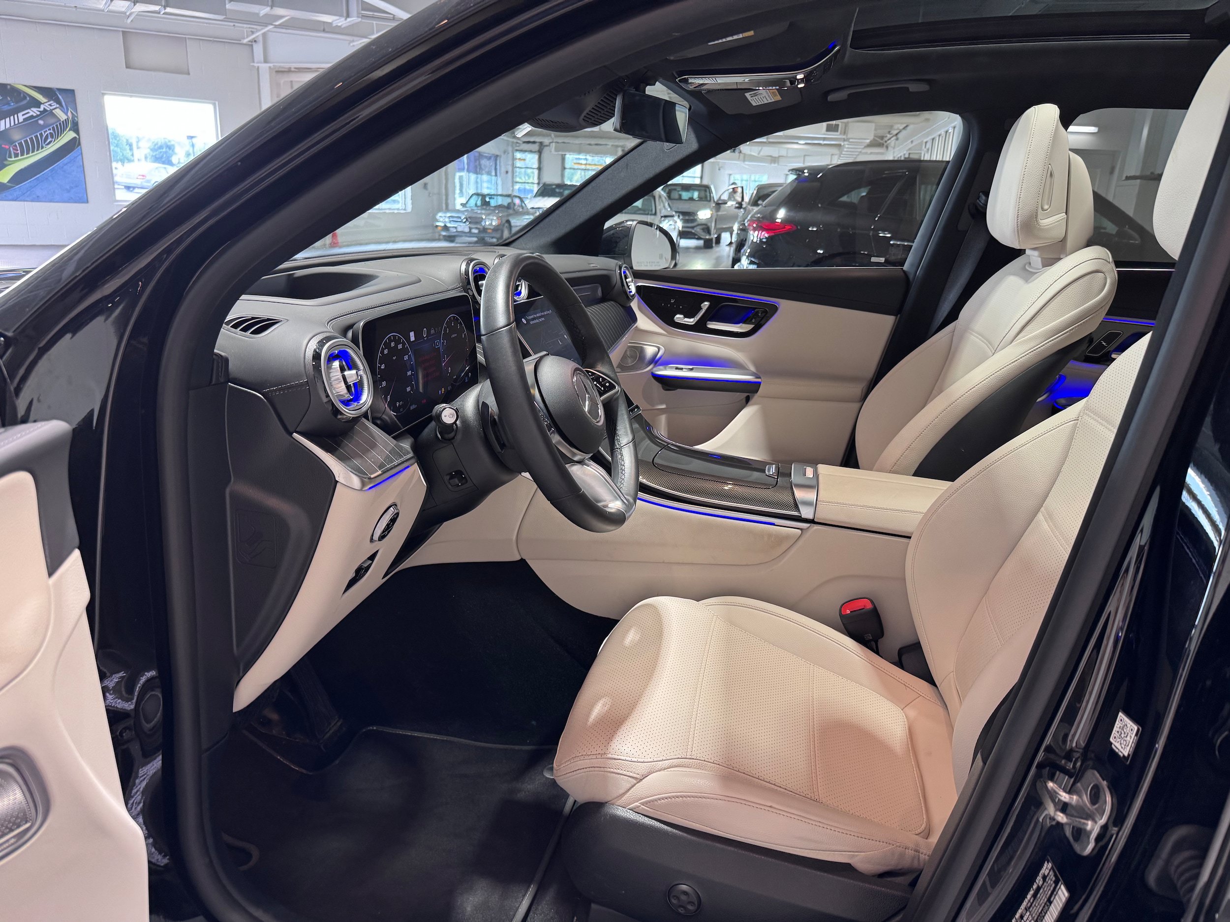 Used 2023 Mercedes-Benz GLC 300 4MATIC image 7