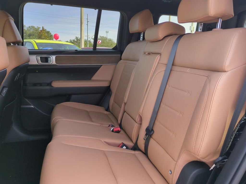 New 2026 Hyundai Santa Fe Limited image 16