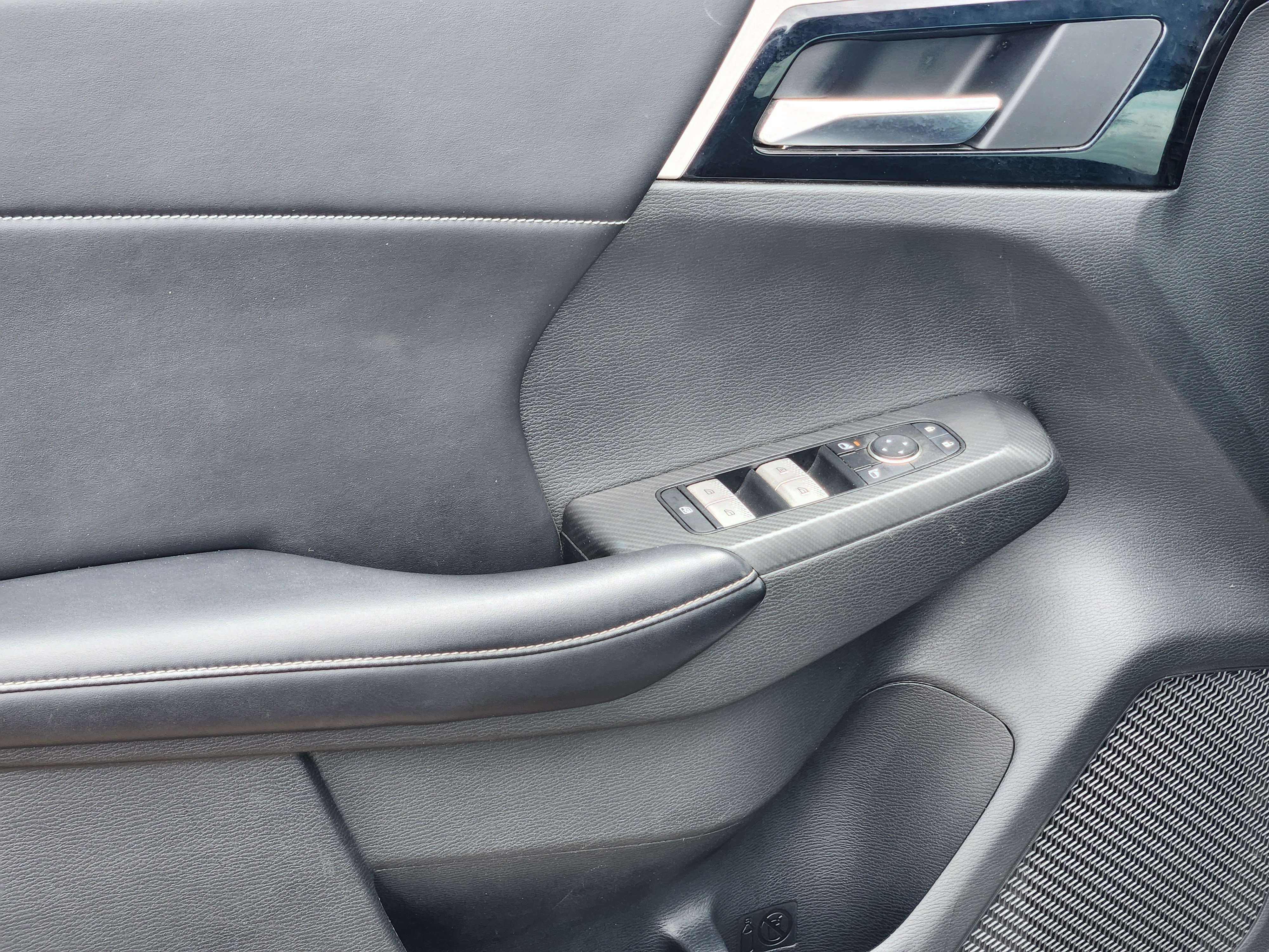 Used 2022 Mitsubishi Outlander SE AWD/4WD image 18