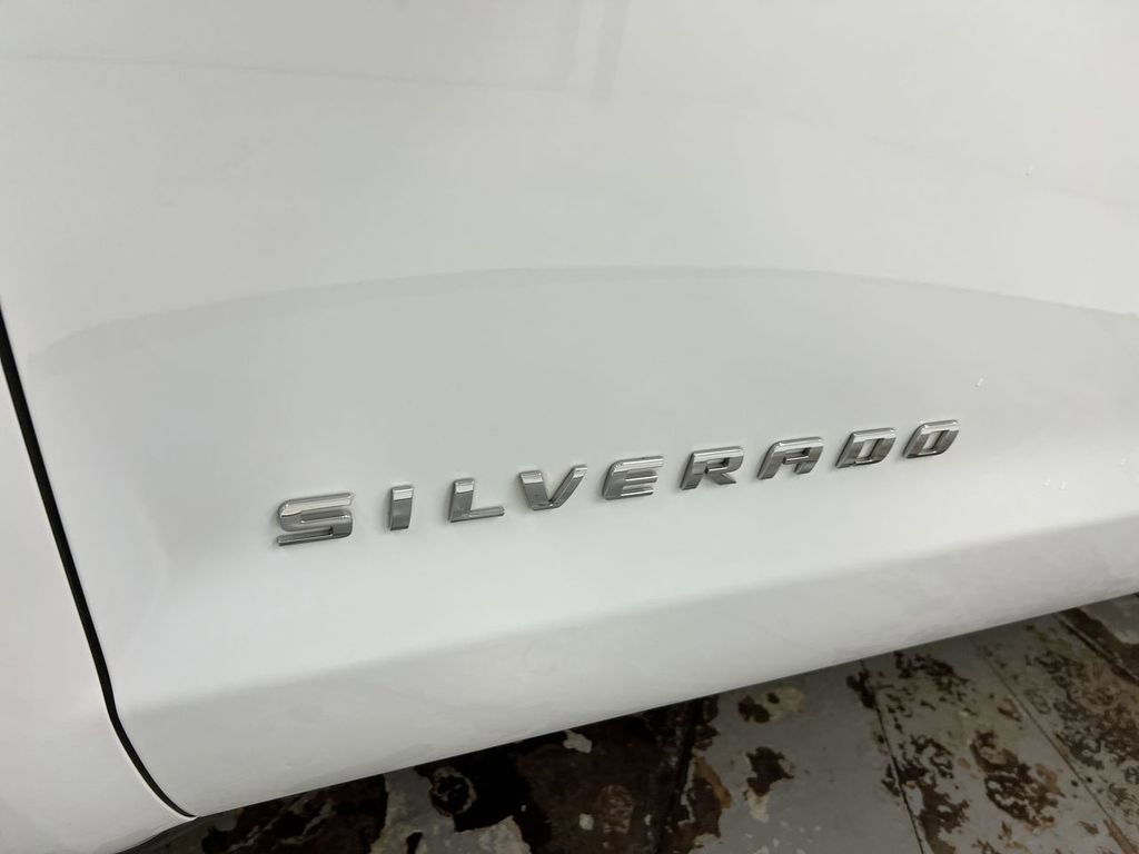 Used 2016 Chevrolet Silverado 1500 Custom w/ Custom Convenience Package RWD image 24