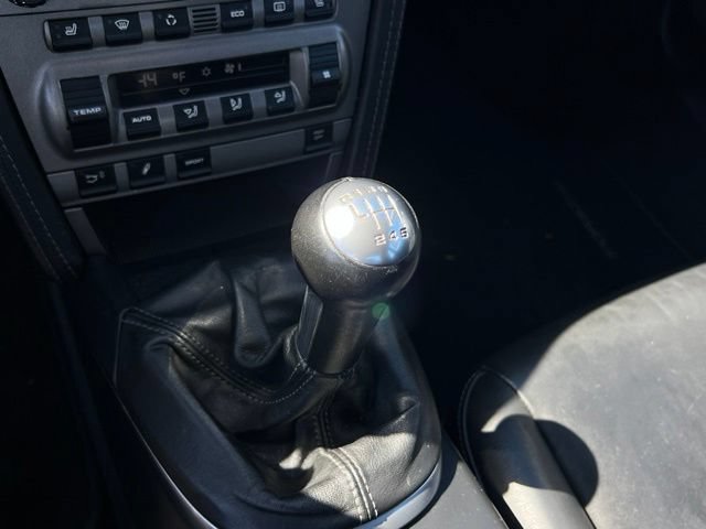 Used 2005 Porsche 911 Carrera S RWD image 15