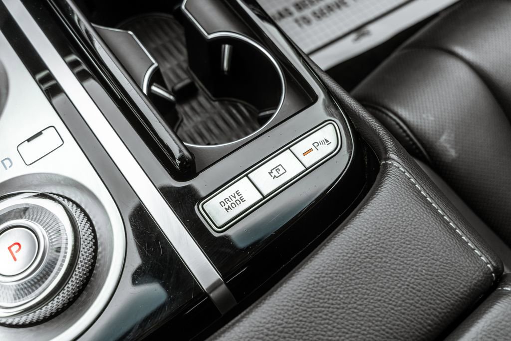 Used 2023 Genesis G80 2.5T image 22