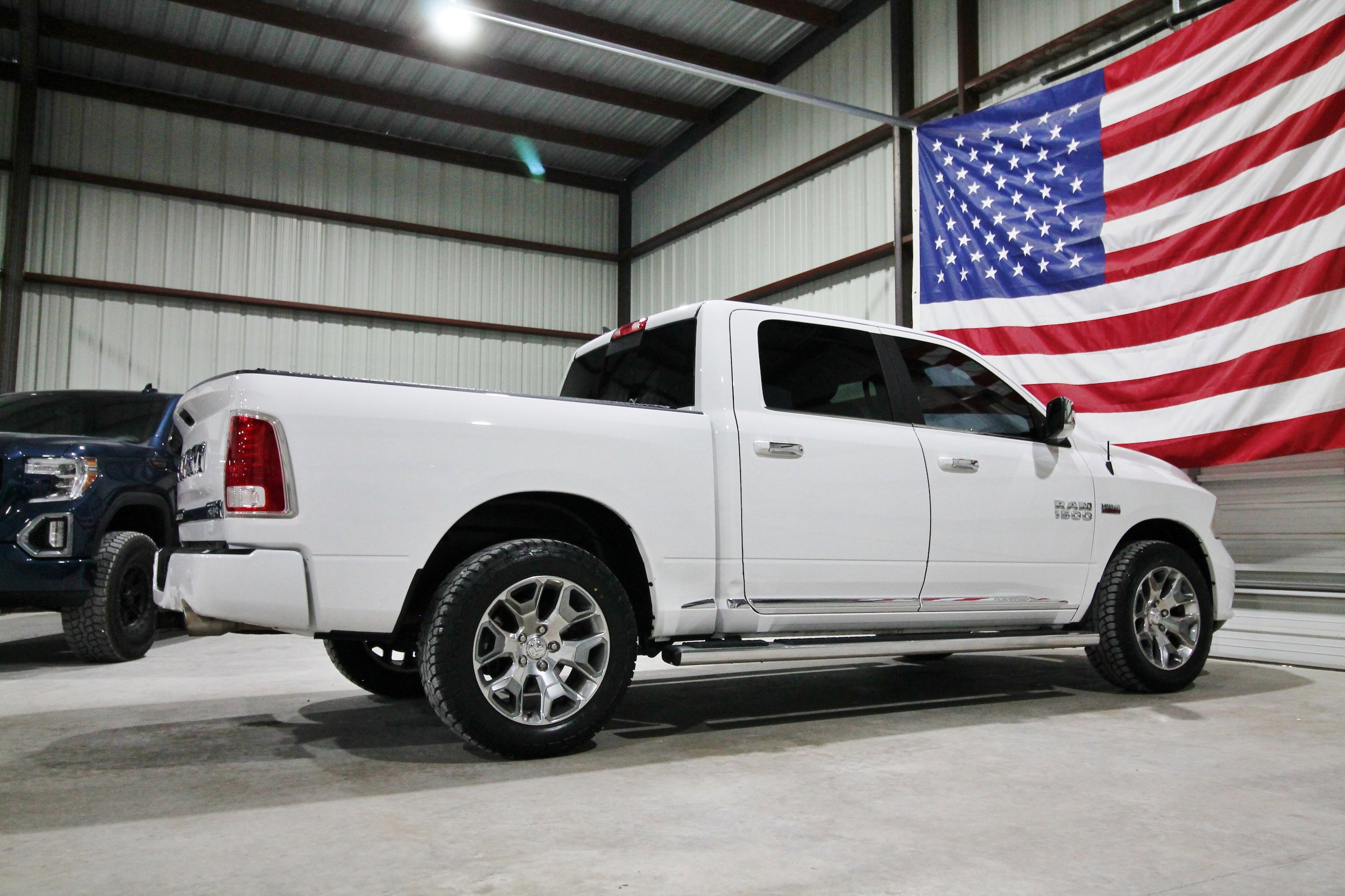 Used 2018 RAM 1500 Limited AWD/4WD image 11