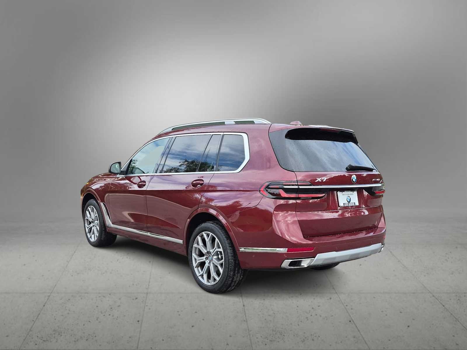 Used 2026 BMW X7 xDrive40i AWD/4WD image 6