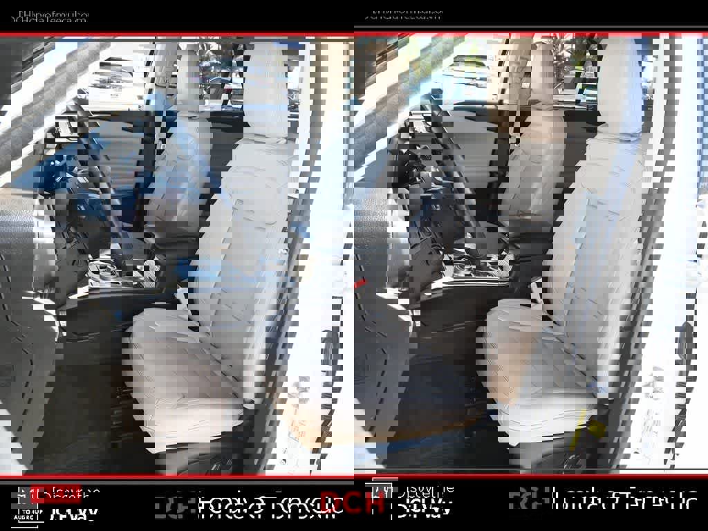 Used 2021 Ford Explorer Limited w/ Equipment Group 301A image 18