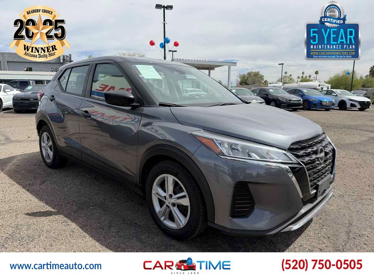 Used 2023 Nissan Kicks S FWD image 3