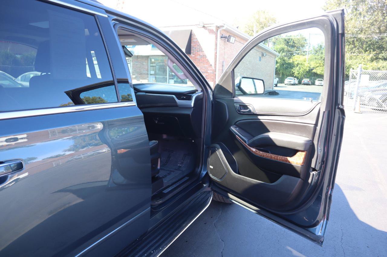 Used 2019 Chevrolet Tahoe Premier AWD/4WD image 10