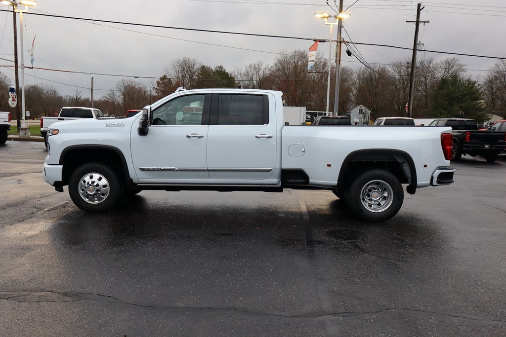 New 2026 Chevrolet Silverado 3500 High Country w/ Technology Package image 25