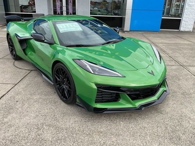 New 2026 Chevrolet Corvette Z06 w/ Z07 Performance Package image 2