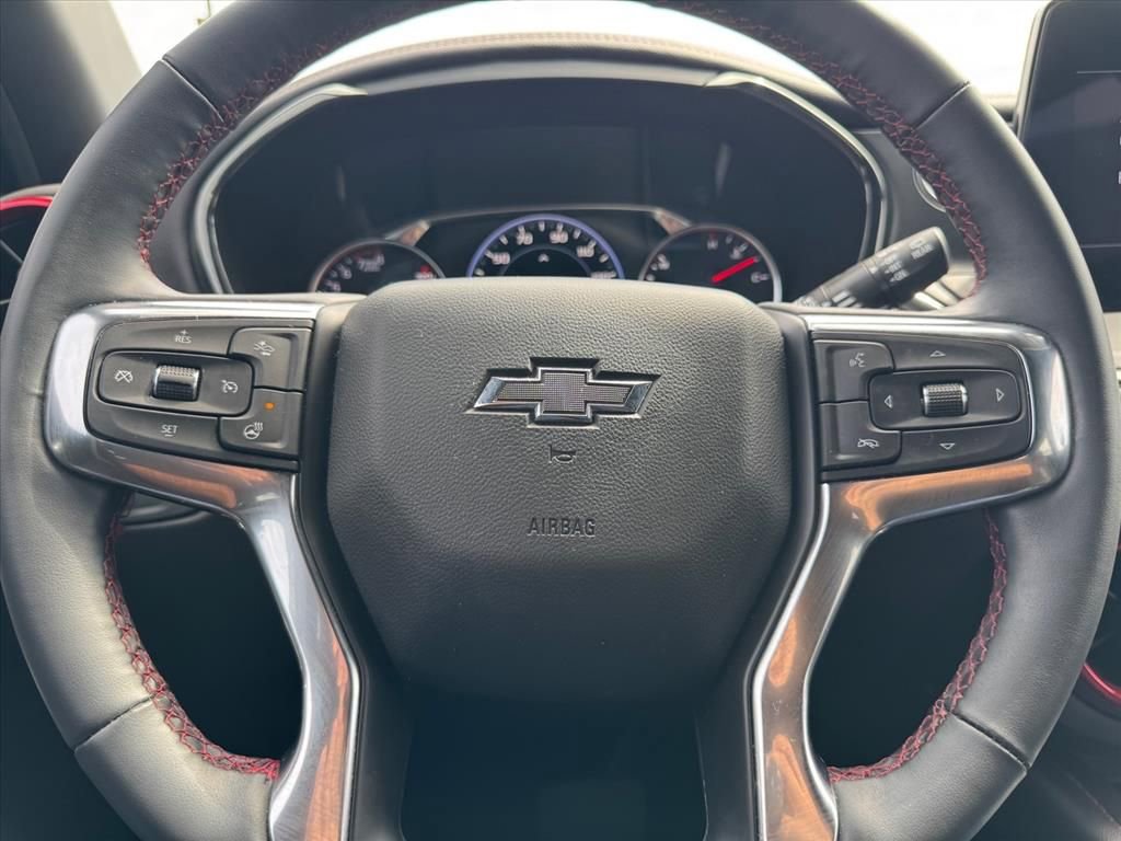Used 2024 Chevrolet Blazer RS FWD image 19