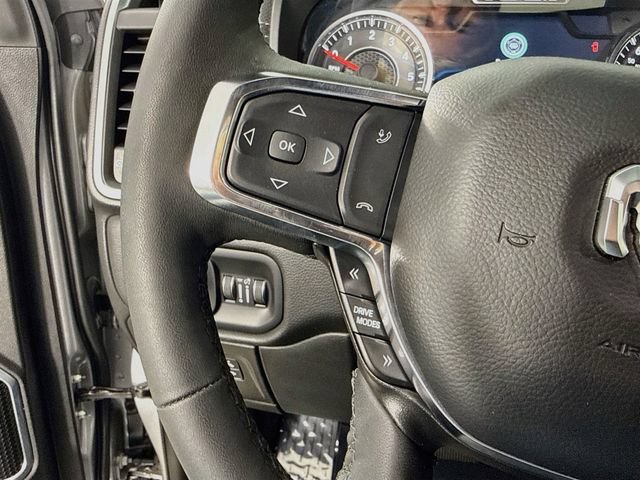 Used 2025 RAM 1500 Laramie w/ Sport Appearance Package AWD/4WD image 32