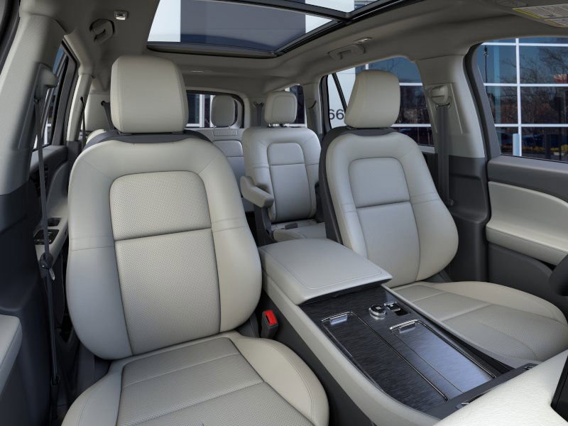 New 2025 Lincoln Aviator AWD w/ Jet Appearance Package image 10