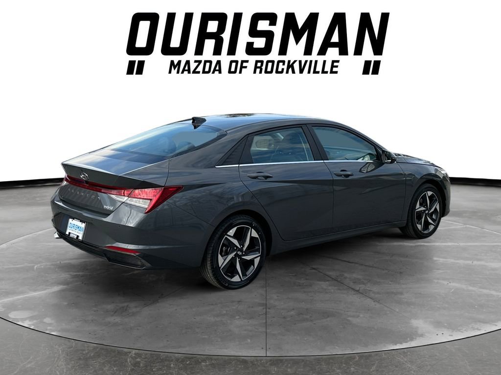 Used 2023 Hyundai Elantra Limited w/ Preferred Accessory Package image 6