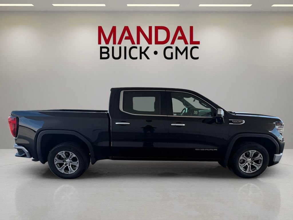 Used 2025 GMC Sierra 1500 SLT image 4