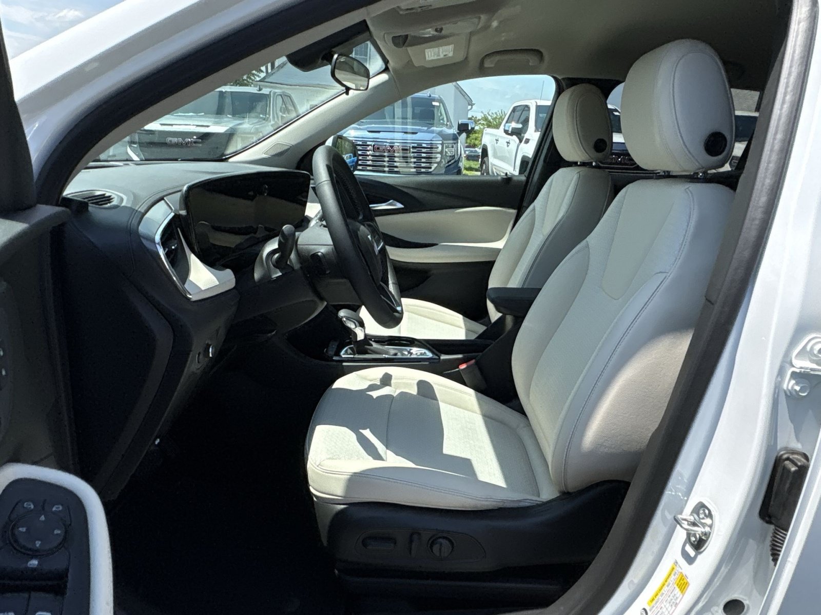 New 2026 Buick Encore GX Preferred w/ Comfort Package FWD image 13