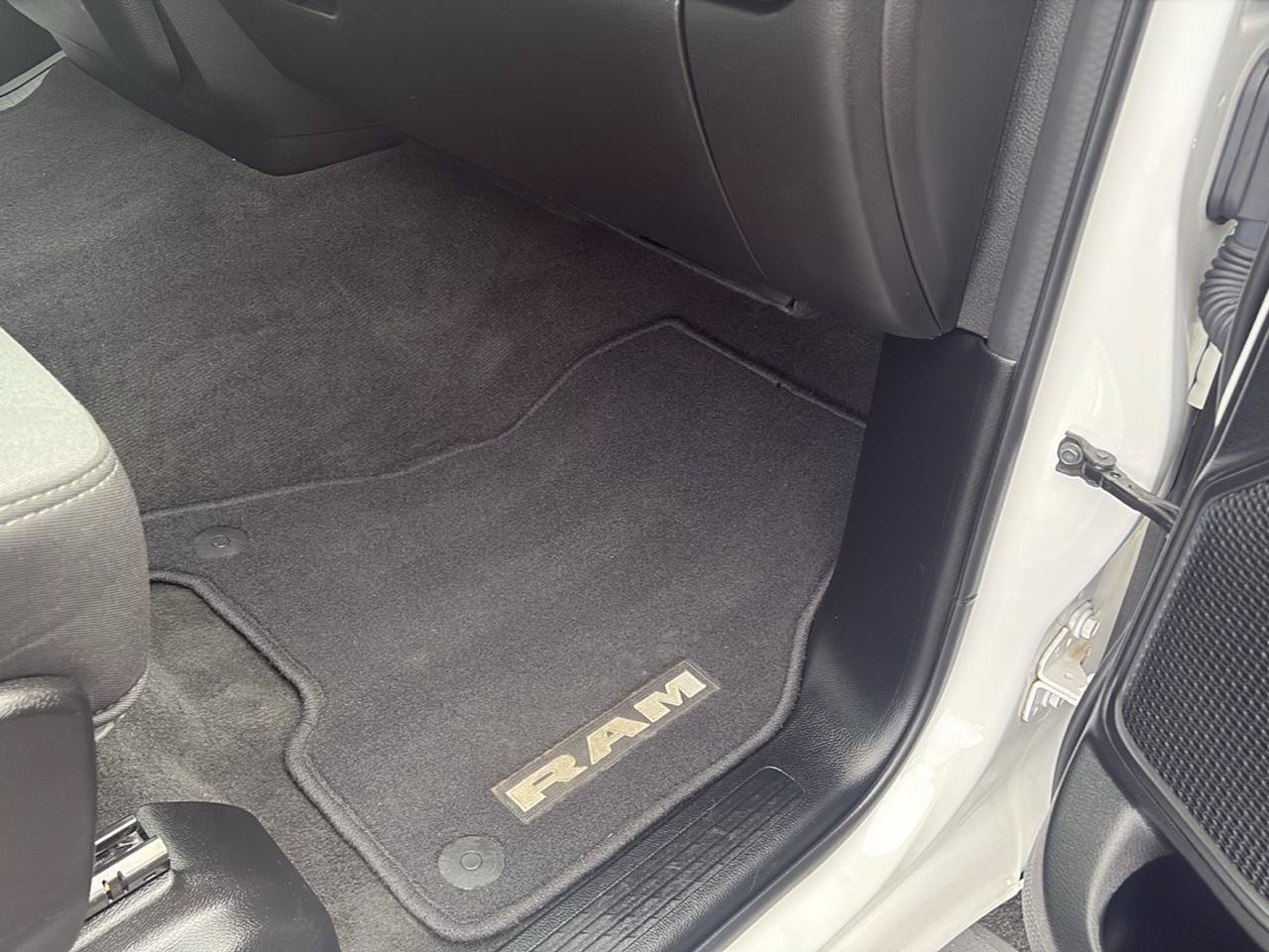 Used 2020 RAM 1500 Big Horn AWD/4WD image 15